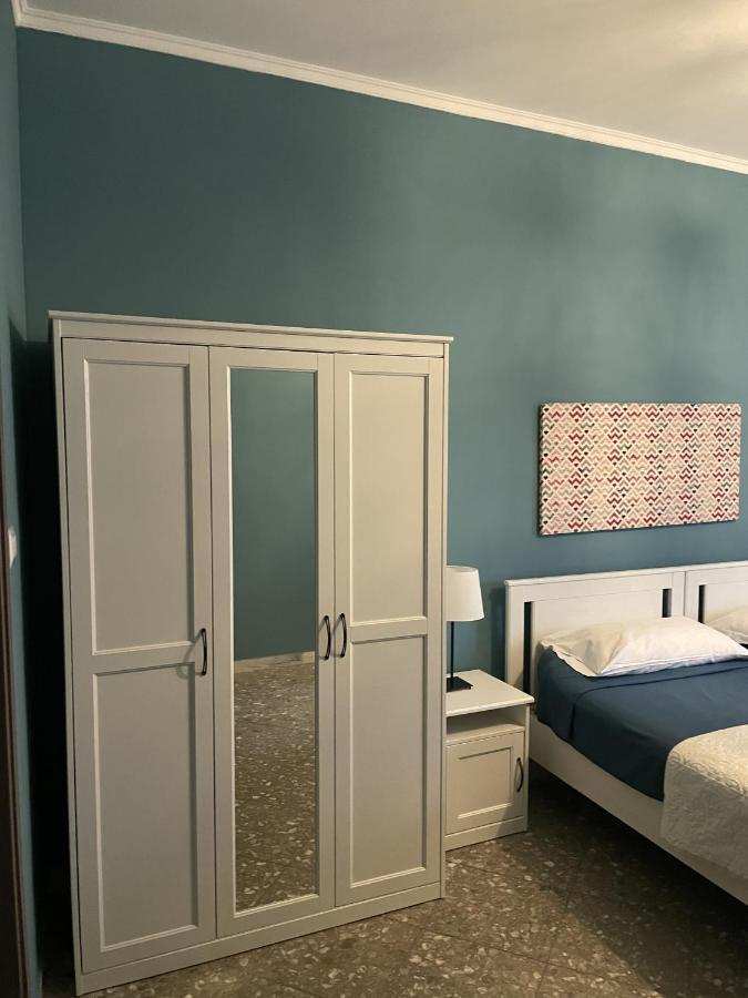 Interno1 Bari Policlinico Hotel Exterior foto